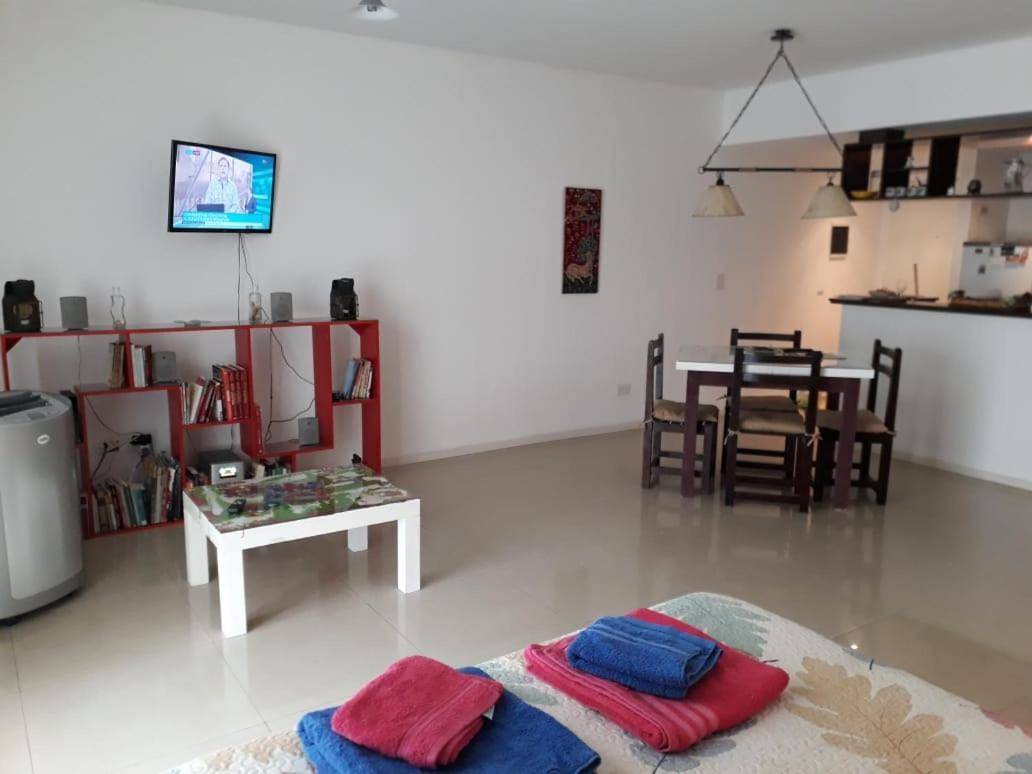 400 Av libertador san fernando PISCINA COCHERA seguridad 24 hs Exterior foto